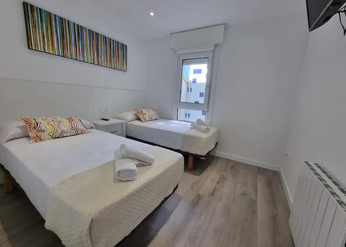 Vibesmalpica - Canido 12 * Malpica